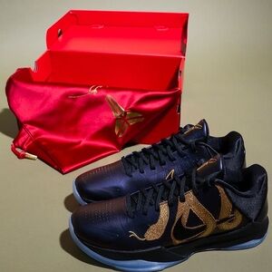 Kobe 5 Protro Year of the Mamba “Eggplant”